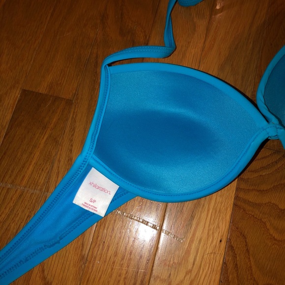 Bikini Set - Picture 3 of 4